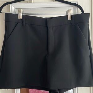 Zara women’s black shorts